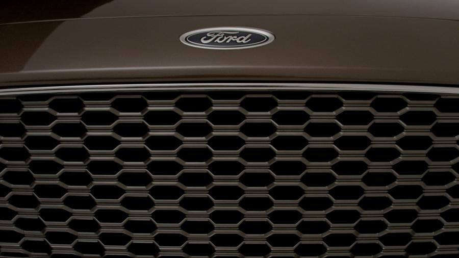  Ford Vignale Mondeo Turnier 2015 года  (фото 5 из 18)